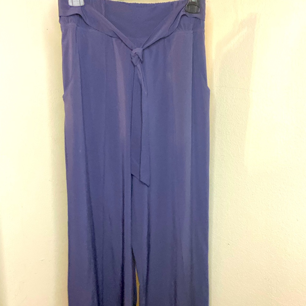 LuluLemon parachute pants.